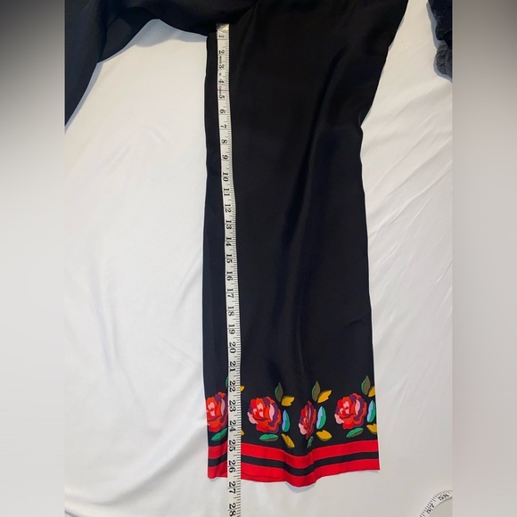 Kate Spade silk blend pants with Rose Border - NWT - Size Large - Picture 15 of 16